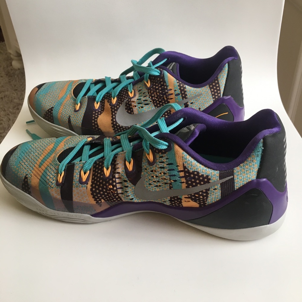 Kobe 9 EM ‘Pop Art’